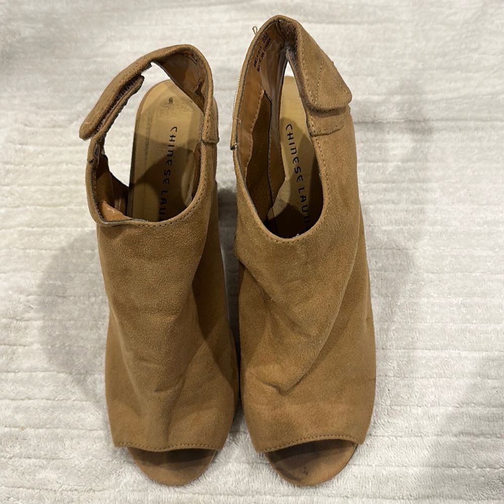 Chineses laundry heels